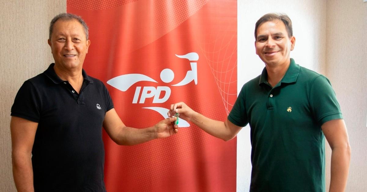 IPD entregó departamentos a deportistas Diego Elías y Juan Pablo Varillas