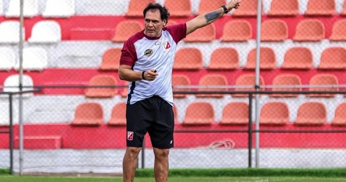 ¡Con buzo nuevo! Paraguayo Celso Ayala dirigirá a FC Cajamarca en lo que resta del 2026