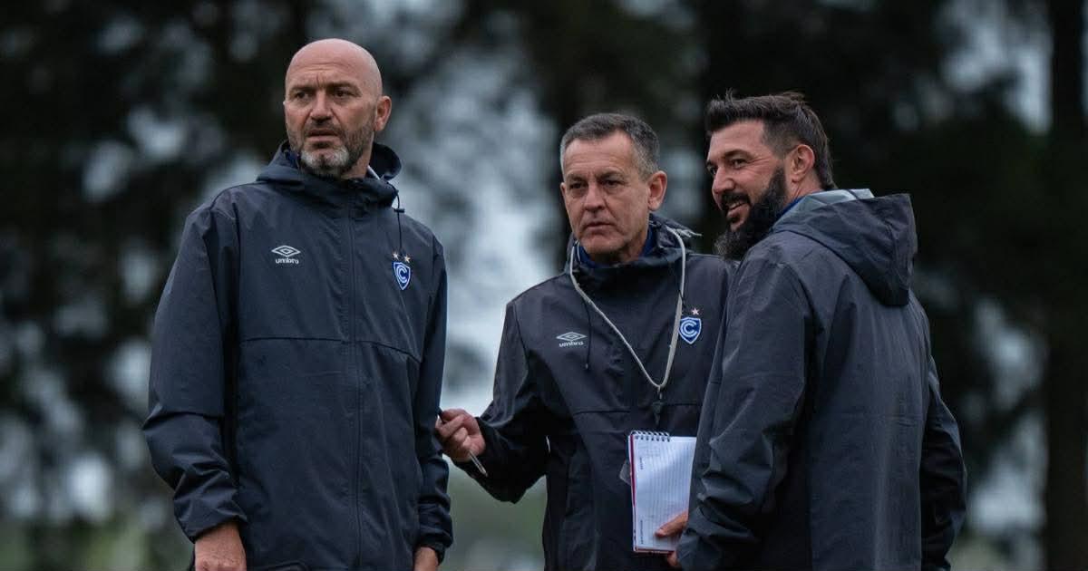 Melgarejo: "Empate fue justo; estos chicos que tengo son unos fenómenos"