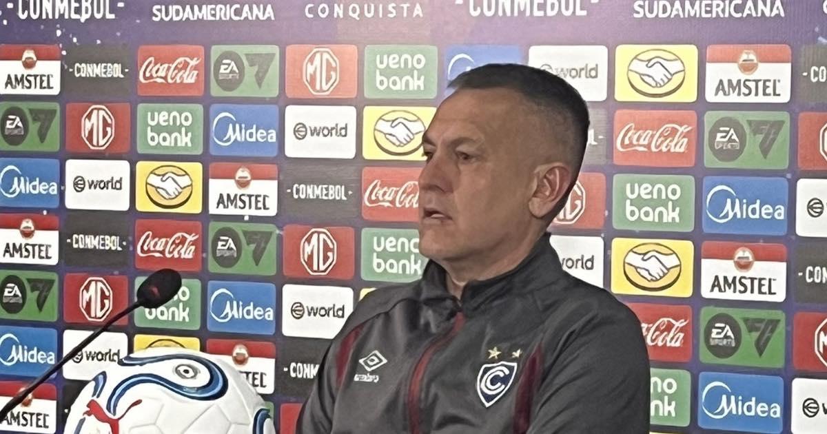 Melgarejo: "Estoy feliz por los jugadores que dan la vida en cada partido"