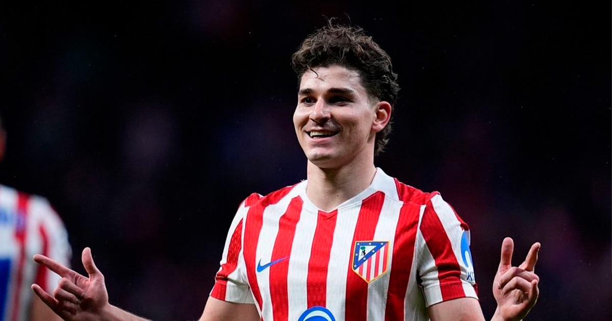 No está descartado: Álvarez no habría sufrido lesión y podría jugar ante Arsenal