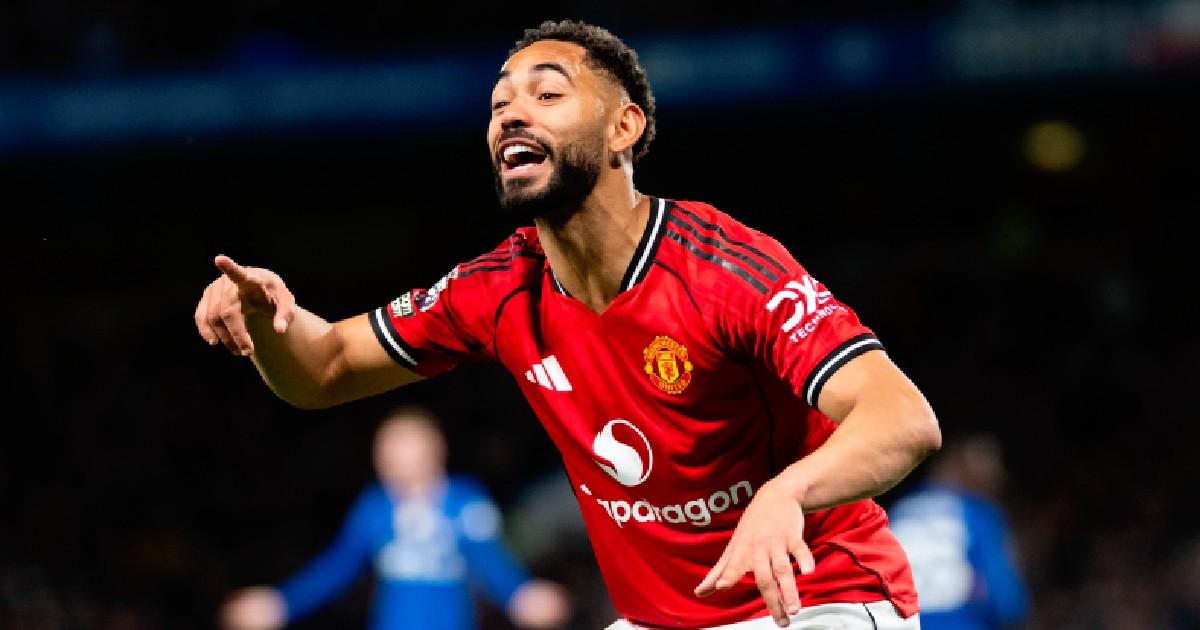 Manchester United venció al Chelsea en Stamford Bridge