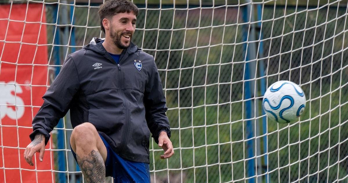 'Santi' Arias será baja mañana en la Copa Sudamericana