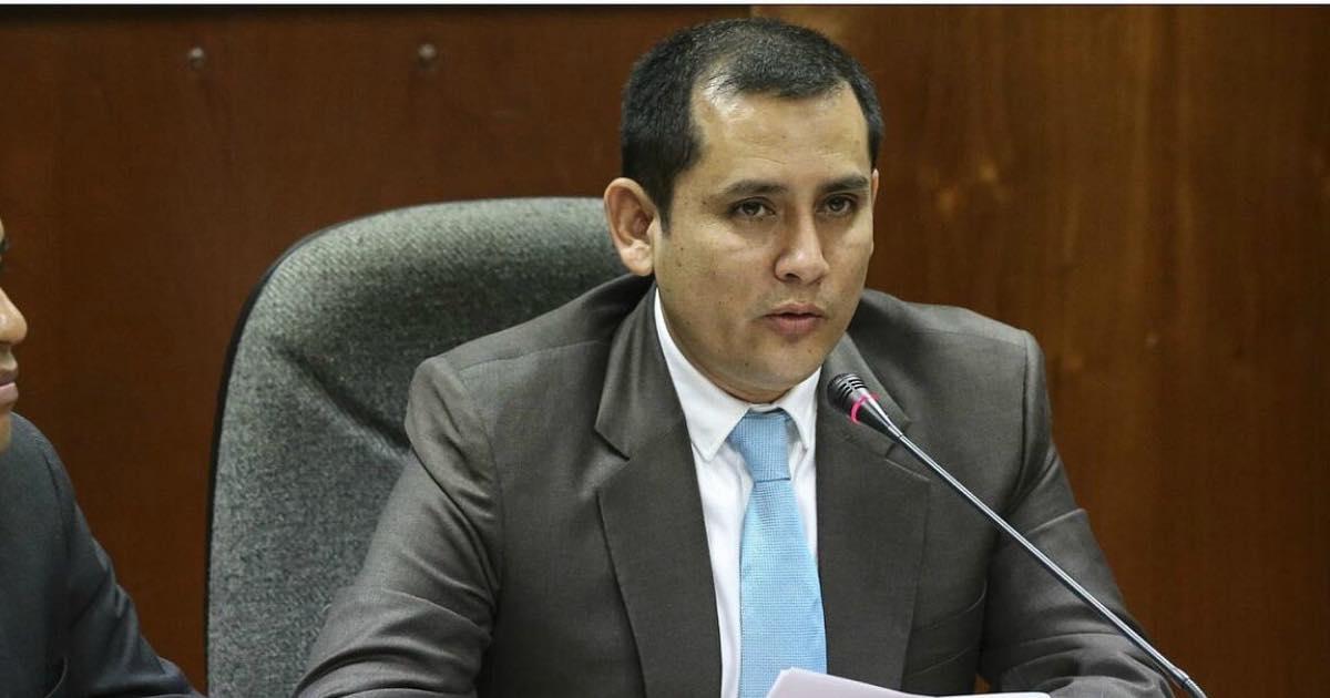 Ramírez se defiende tras posición de SAFAP: "Acudir a la justicia es ejercer derechos, no atacar al fútbol"