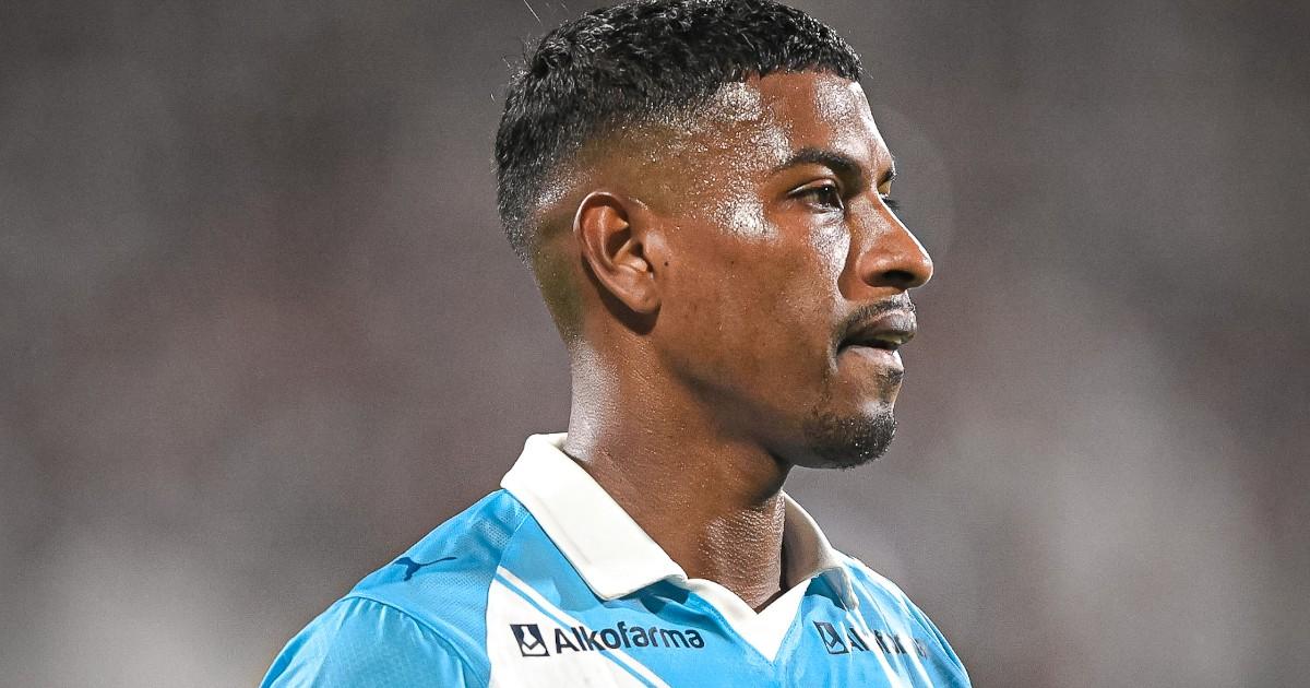 Araujo: "Fuimos superiores al rival claramente"