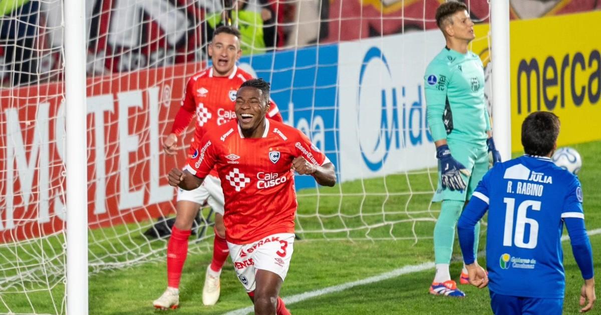 (VIDEO | FOTOS) Cienciano empató ante Juventud y pasó como segundo