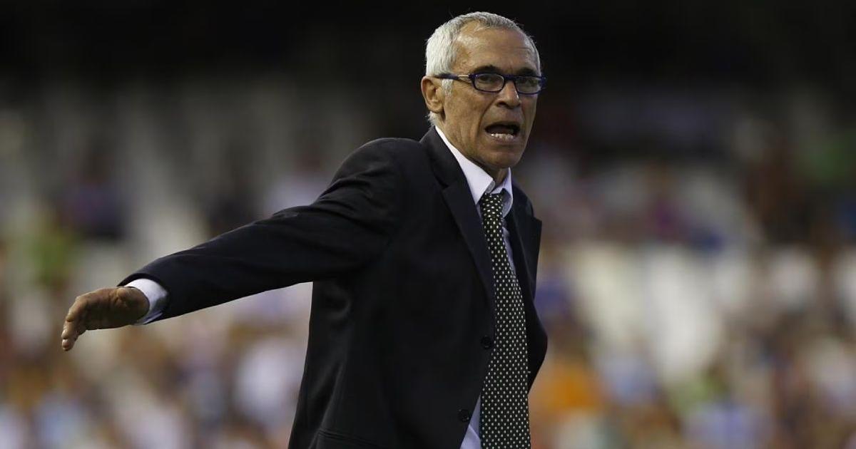¡Héctor Cúper arribaría la próxima semana para firmar porla 'U'!