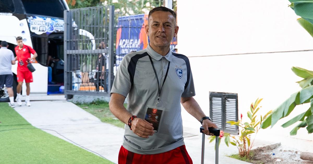 Melgarejo: “A algunos jugadores del equipo rival les faltó un poco de humildad en los últimos minutos”