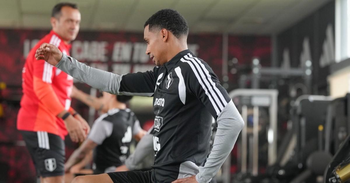 'Extranjeros' comenzaron los trabajos de la selección peruana