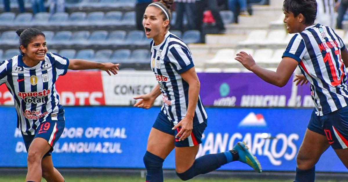 (FOTOS | VIDEO) ¡Triunfo 'crema' en Matute! La 'U' ganó el Clásico femenino y escaló a la cima