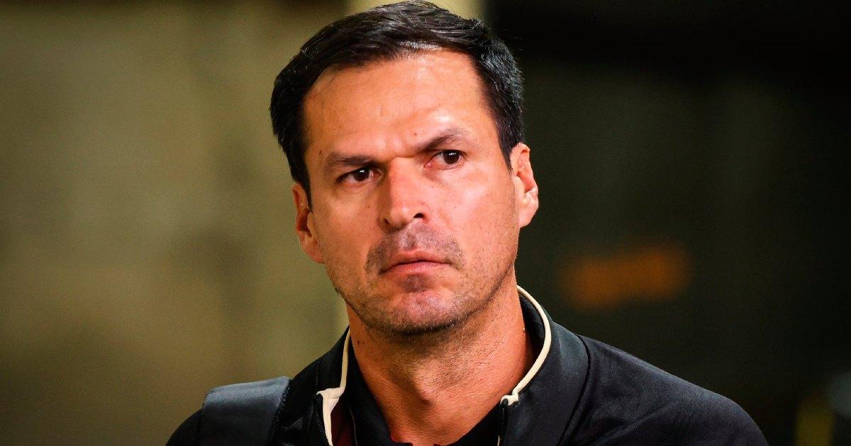 Araujo: "Nos equivocamos en mantener más la pelota de nuestro lado"