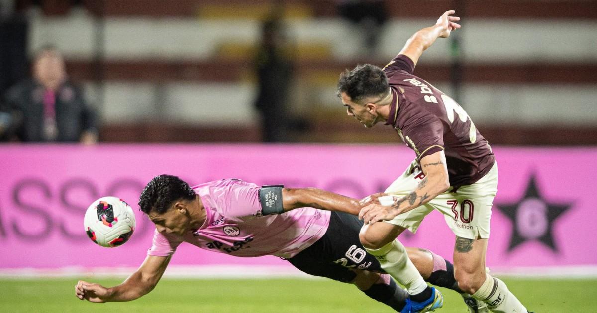 (FOTOS) Sport Boys y Universitario empataron sin goles en el Callao