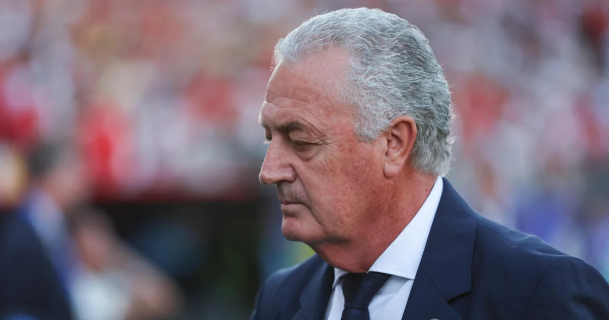 Alfaro tras triunfo paraguayo: "A pesar de todas las adversidades, podíamos sacarlo adelante"