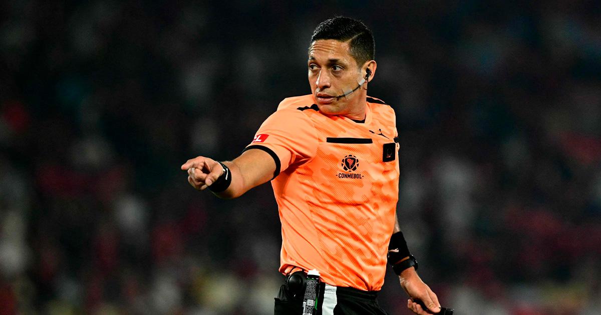 FIFA dio a conocer los árbitros para los octavos de final del Mundial 2026