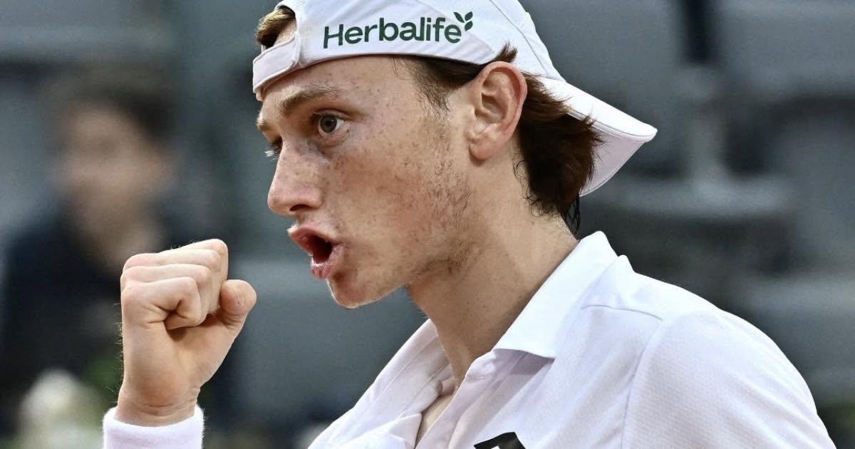 ¡Buena, 'Nacho'! Buse derrotó a Giron y clasificó a octavos del ATP 500 de Queen's