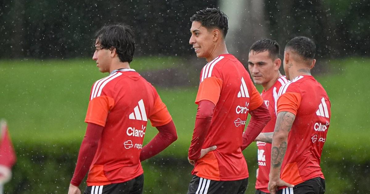 Selección peruana entrenó bajo la lluvia de Miami