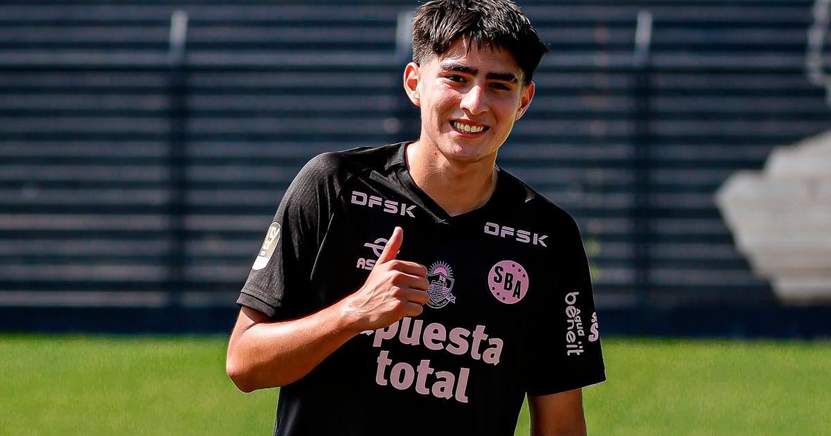 ¡Sueño cumplido! Luciano Zambrano debutó en Boys y jugó junto a su padre
