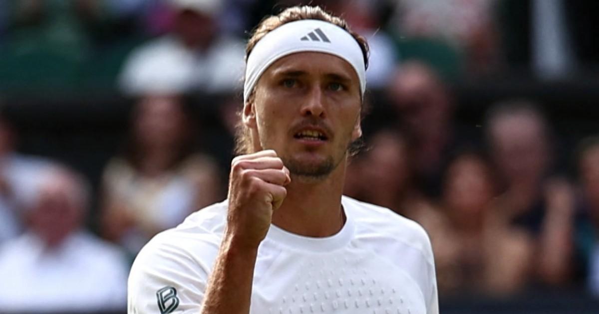 Zverev luchó y avanzó en Wimbledon
