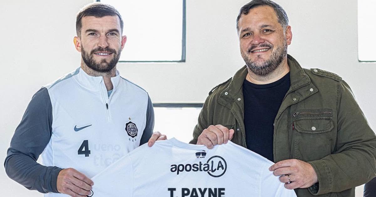 Olimpia de Paraguay oficializó al mundialista neozelandés Tim Payne