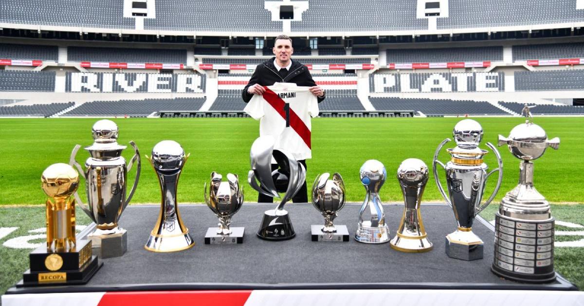 Armani se despidió entre lágrimas de River y anunció su nuevo club