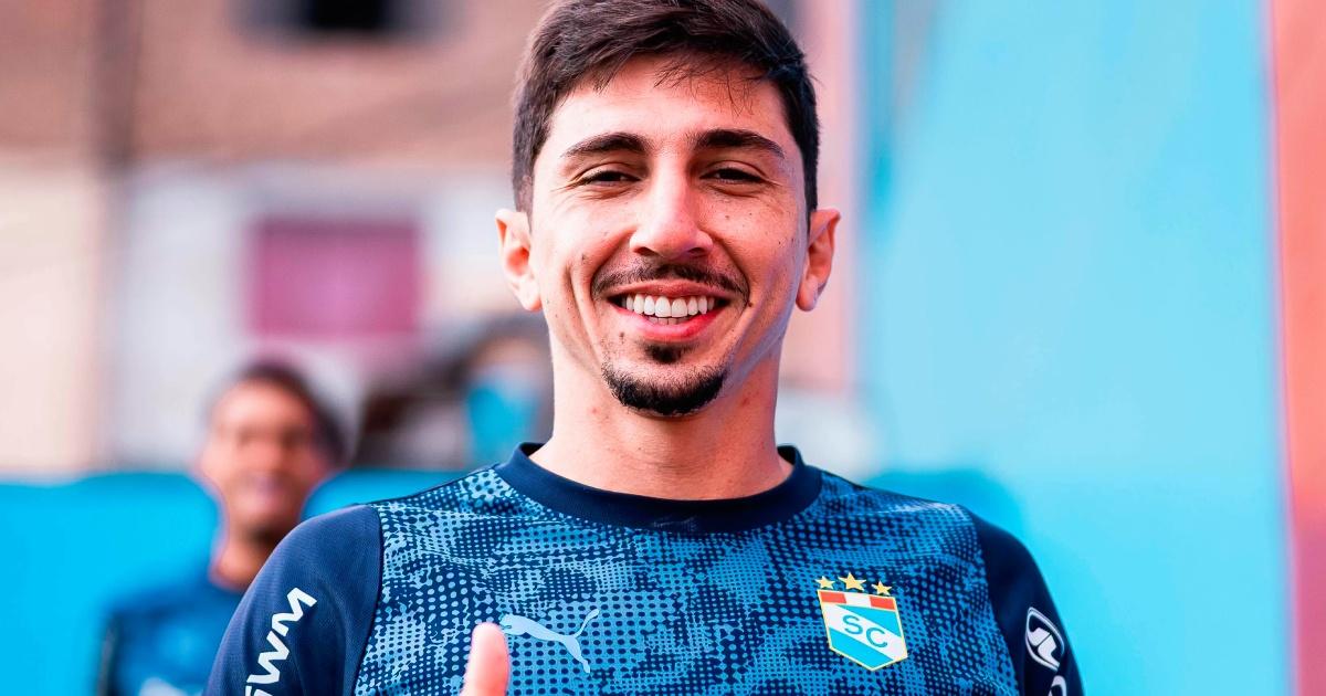 Cazonatti: "Sporting Cristal es mi casa y sé que en algún momento nos volveremos a encontrar"