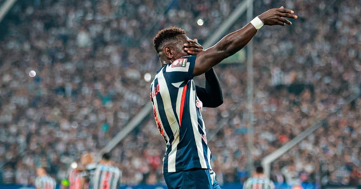 (VIDEO | FOTOS) Se estrenó con triunfo: Alianza Lima venció 2-1 a S. Huancayo en Matute