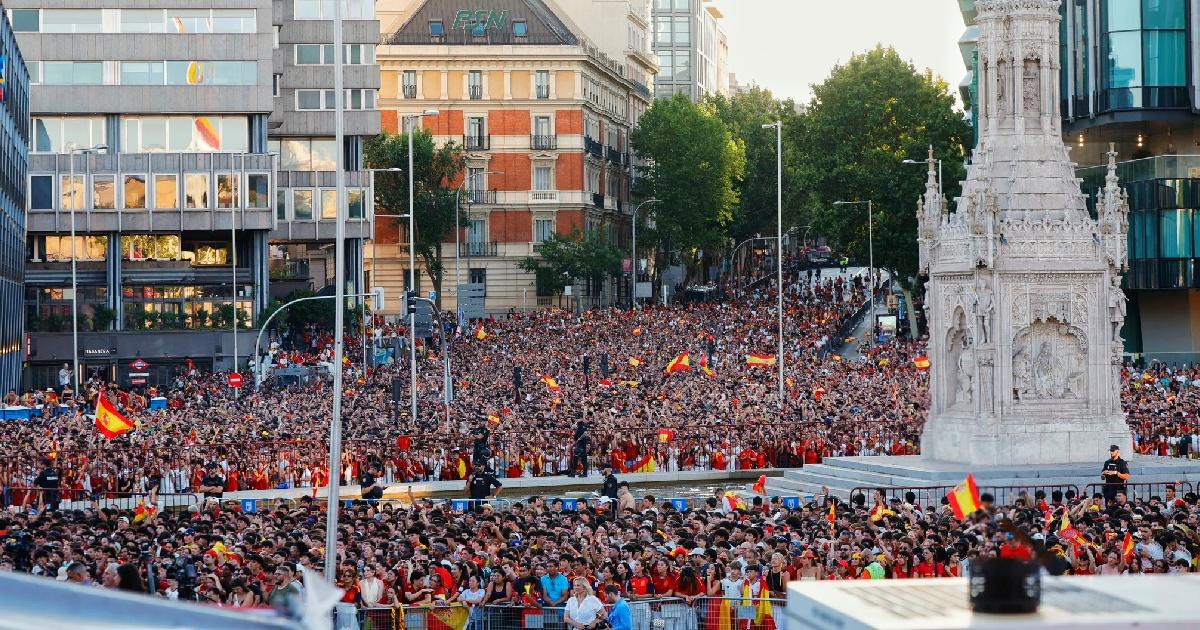¡Por todo lo alto! España celebró el título mundial con su gente