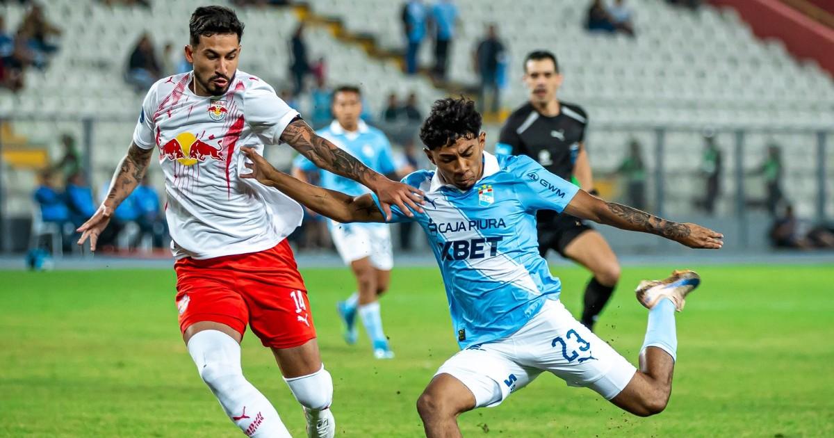 (FOTOS) No se hicieron nada: Cristal y Bragantino empataron 0-0 en la Sudamericana