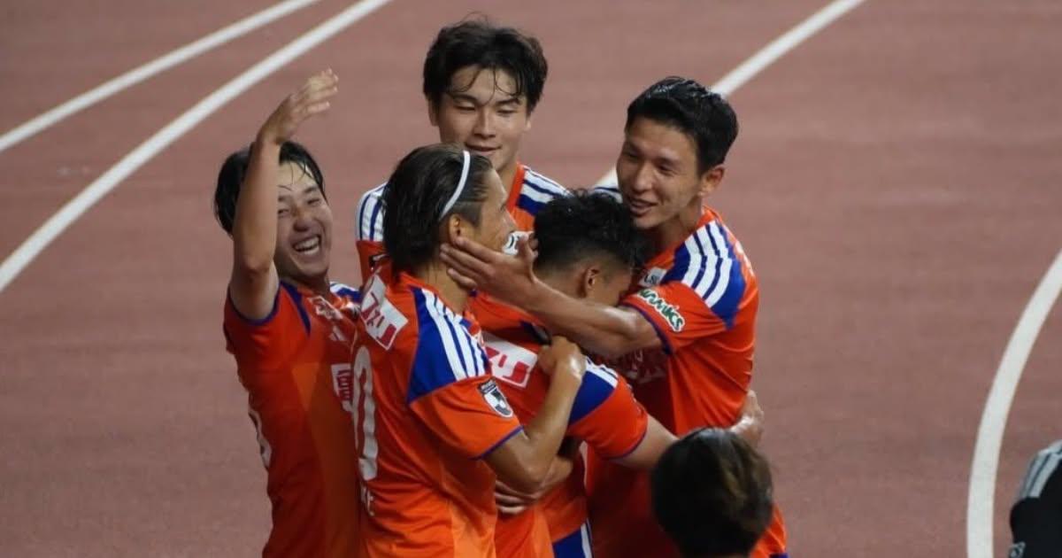 Peruano Shimabuku dio dos asistencias y Albirex Niigata logró gran triunfo de visita ante Iwaki