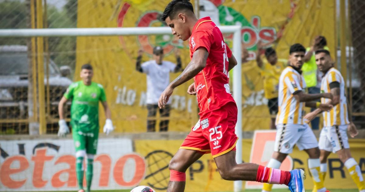 (FOTOS) Juan Pablo II y Atlético Grau empataron sin goles