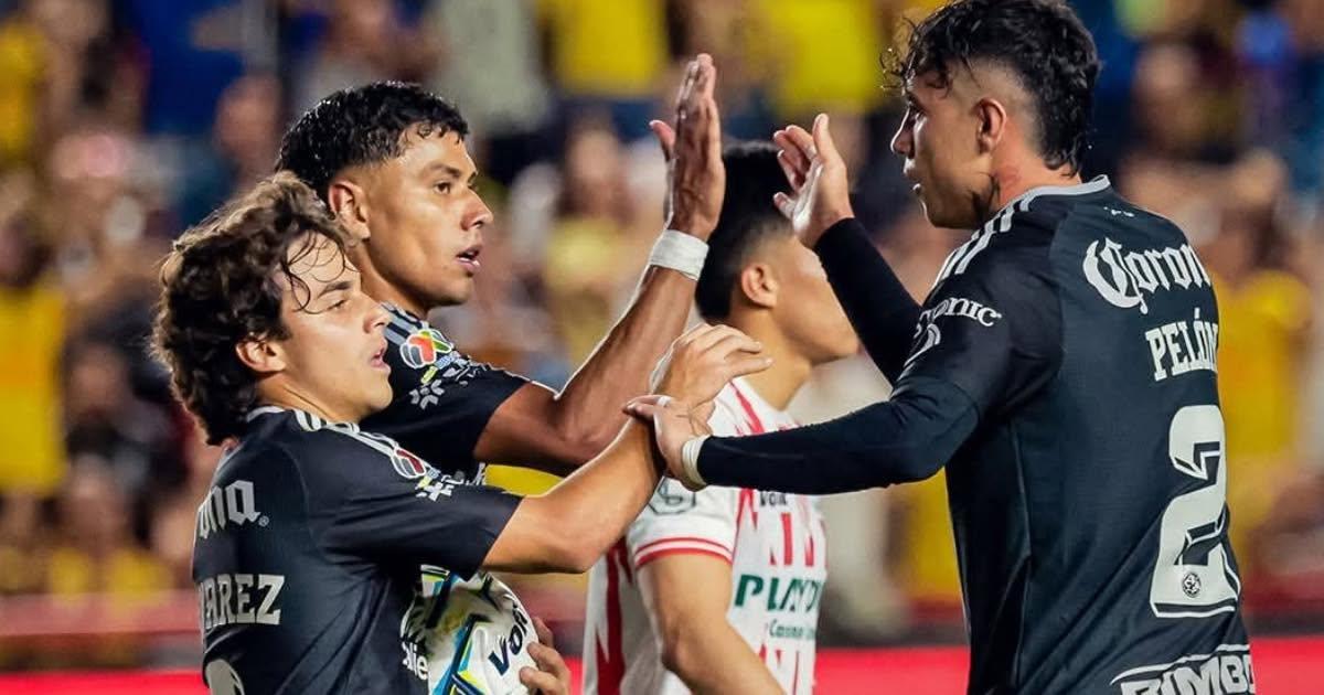 Con Juan Reynoso, Necaxa cayó 4-2 ante América y sumó su segunda derrota consecutiva