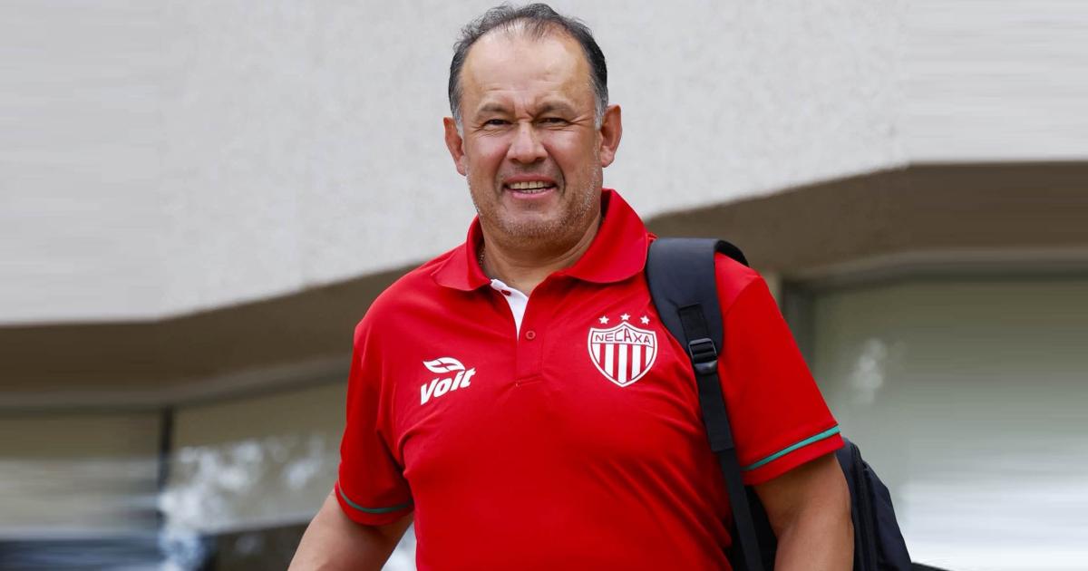 Reynoso: "Siendo creativos, humildes y todos inteligentes vamos a revertir la situación"