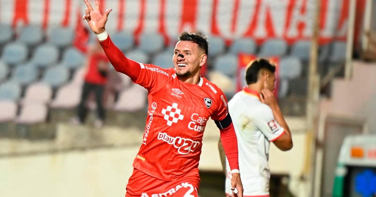 ¡Le pusieron candado! Garcés renovó con Cienciano por todo el 2027