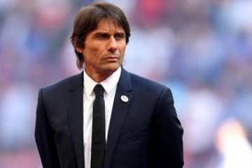 Conte también dirigió a la Selección Italiana.