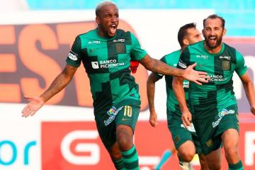 Alianza Lima: Jefferson Farfán entrenó este viernes y podría jugar ante César Vallejo por la Liga 1