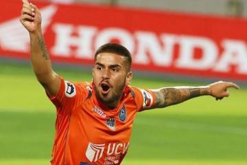 Víctor Cedrón: "El equipo viene trabajando bien para sumar de a tres"