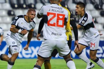 ¡Festín de goles! Olimpia goleó 6-2 a Táchira y selló su pase a octavos de Copa Libertadores