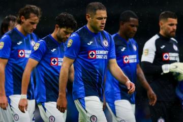 Cruz Azul perdió por 2-0 ante Mazatlán en su debut en el Apertura de la Liga MX