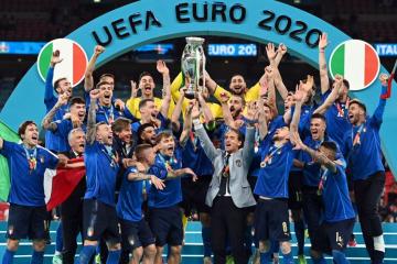 (FOTOS) ¡Italia se coronó campeón de la Eurocopa tras vencer por penales a Inglaterra!