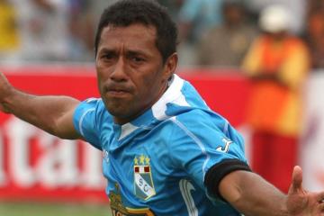 Roberto Palacios: "A Riquelme hay que darle su pasaje de regreso a Argentina"