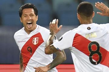 ¿Cuánto vale y qué equipos están interesados en Gianluca Lapadula?