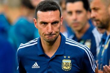 Lionel Scaloni: "Como amantes del fútbol tenemos que disfrutar a Messi"
