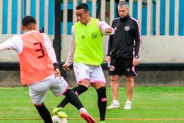Gustavo Álvarez