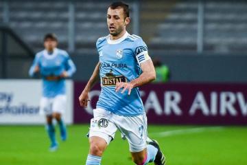 Calcaterra: "Me encantaría que Yotún vuelva a Cristal, hablé con él, pero..."