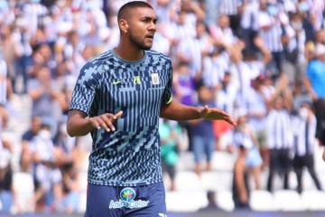 Fuentes: "Tenemos la suerte de tener a Benavente así como también a Farfán"