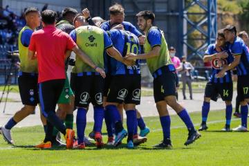 Colo Colo cayó en su visita a Huachipato de Salas