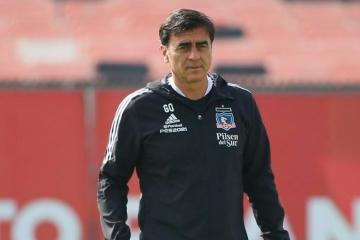 DT de Colo Colo habló de Costa y de Alianza Lima