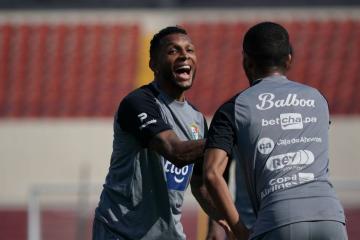 Alberto Quintero se encuentra al 100% para enfrentar a Honduras