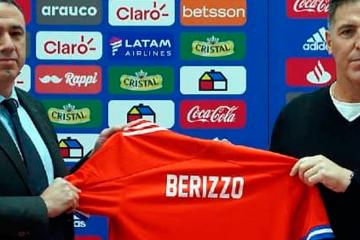 Berizzo: "Hay dos escenarios posibles. Concurrir al Mundial de Qatar, que aceleraría los plazos, o acudir al próximo"