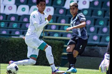 Guivin y Ormeño tuvieron minutos en amistoso